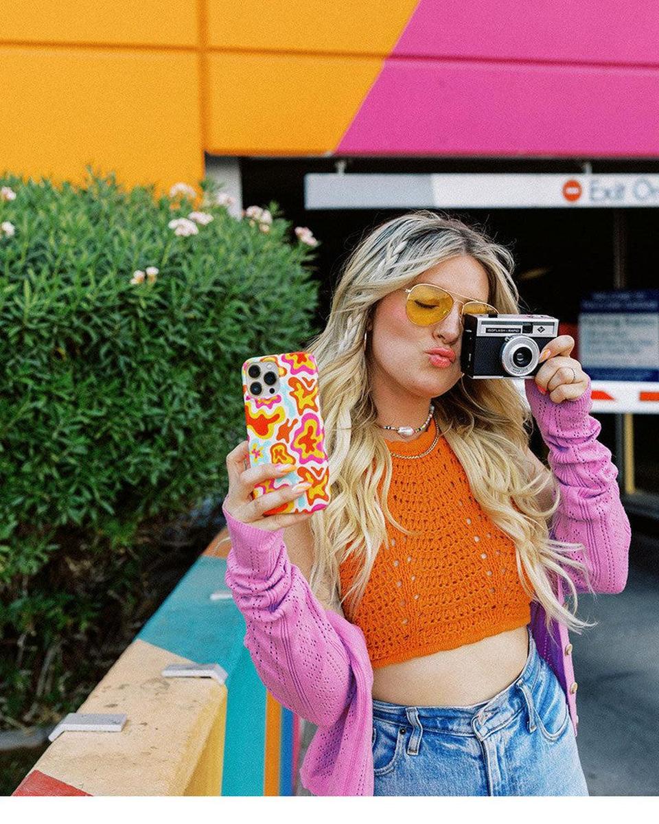 Tropical Color Splash | Abstract Retro Case - Image 96